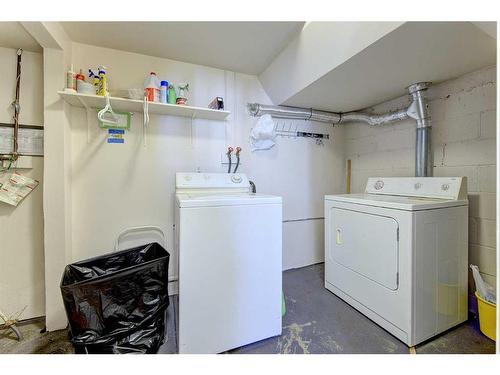 5516 35 Street, Red Deer, AB - Indoor Photo Showing Laundry Room