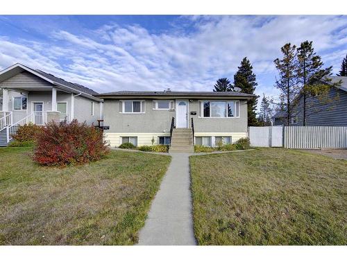 5516 35 Street, Red Deer, AB - Outdoor With Facade