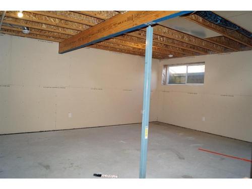 3-5311 57 Avenue, Ponoka, AB - Indoor Photo Showing Basement