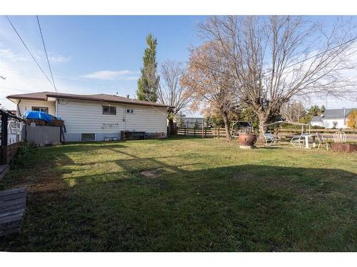 5135 52 Avenue, Bashaw, AB - Outdoor