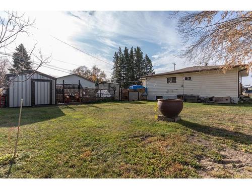 5135 52 Avenue, Bashaw, AB - Outdoor