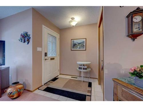 4615 44 Street, Red Deer, AB - Indoor Photo Showing Other Room