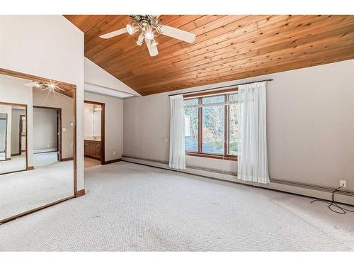 68 Payne Close, Red Deer, AB - Indoor Photo Showing Other Room