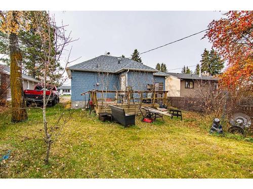 4822 51 Avenue, Bentley, AB - Outdoor With Deck Patio Veranda