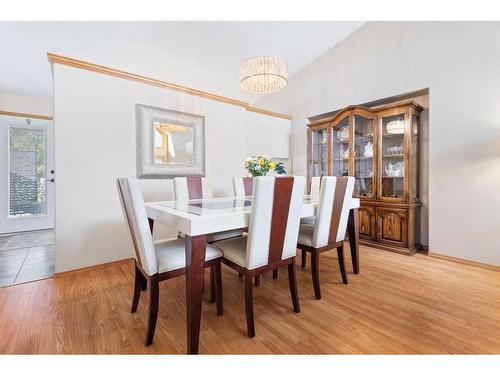 143 Andrews Close, Red Deer, AB - Indoor Photo Showing Dining Room