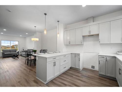 7309A 44B Avenue, Camrose, AB - Indoor Photo Showing Kitchen With Upgraded Kitchen