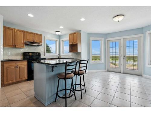 58 Sunset Harbour, Westerose, AB - Indoor Photo Showing Kitchen