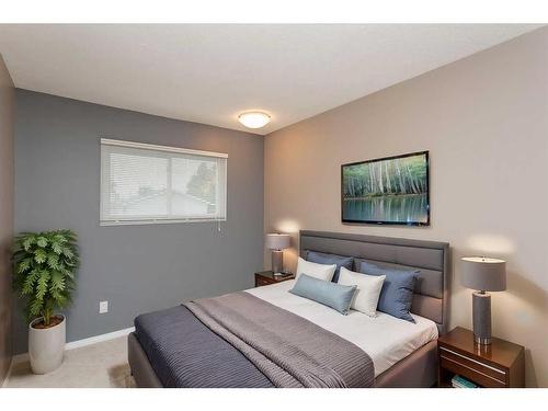 3509 39 Street, Red Deer, AB - Indoor Photo Showing Bedroom