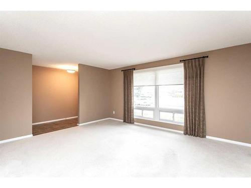 3509 39 Street, Red Deer, AB - Indoor Photo Showing Other Room