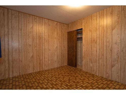 613 Partridge Drive, Pelican Point, AB - Indoor Photo Showing Other Room