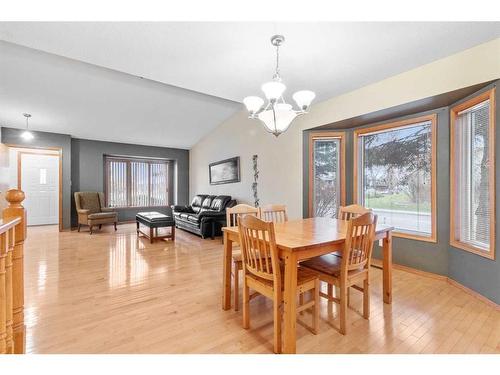 5402 47 Street, Lacombe, AB - Indoor Photo Showing Dining Room