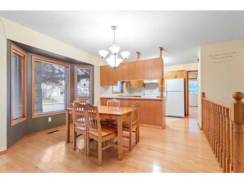 5402 47 Street, Lacombe, AB - Indoor Photo Showing Dining Room