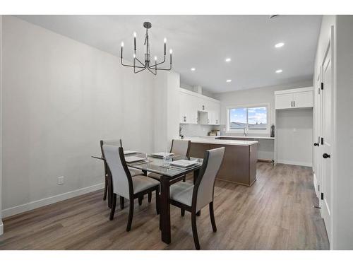 7309B 44B Avenue, Camrose, AB - Indoor Photo Showing Dining Room