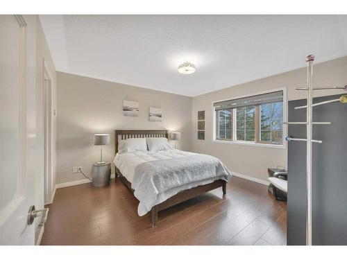 85-37411 Waskasoo Avenue, Rural Red Deer County, AB - Indoor Photo Showing Bedroom