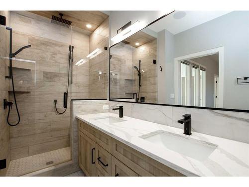 110-25173 Township Road 364, Rural Red Deer County, AB - Indoor Photo Showing Bathroom