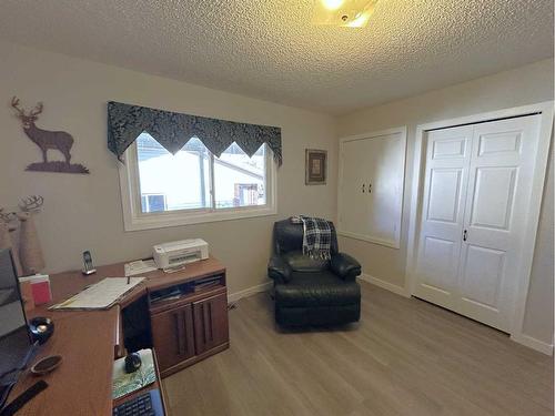 5611 46 Avenue West, Forestburg, AB - Indoor