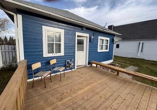 4919 49 Street, Hardisty, AB - Outdoor With Deck Patio Veranda With Exterior