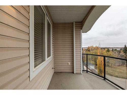 407-4707 50 Street, Sylvan Lake, AB - Outdoor With Exterior