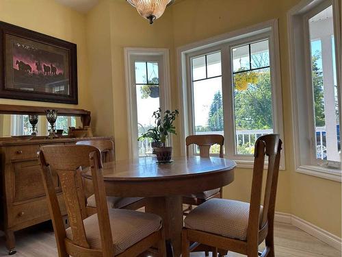 13010 Township Road 434, Rural Ponoka County, AB - Indoor Photo Showing Dining Room