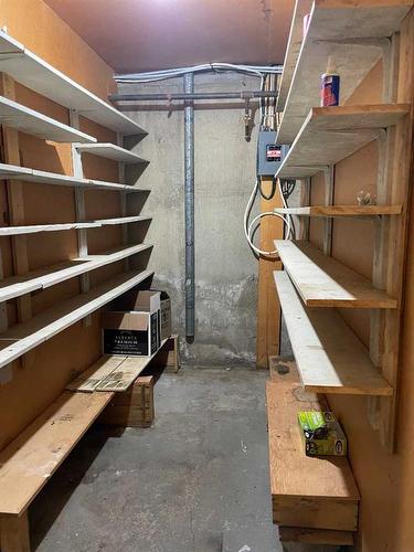 5156 47 Street, Consort, AB - Indoor With Storage