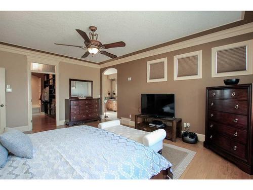 64 Cyprus Road, Blackfalds, AB - Indoor Photo Showing Bedroom