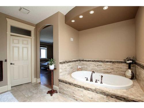 64 Cyprus Road, Blackfalds, AB - Indoor Photo Showing Bathroom