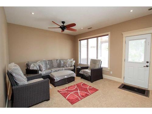 64 Cyprus Road, Blackfalds, AB - Indoor Photo Showing Living Room