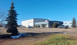 37-27123 Highway 597  Rural Lacombe County, AB T0M 0J0
