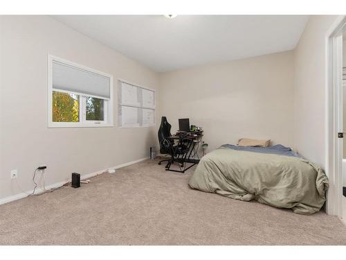 6904 37A Avenue Close, Camrose, AB - Indoor Photo Showing Bedroom