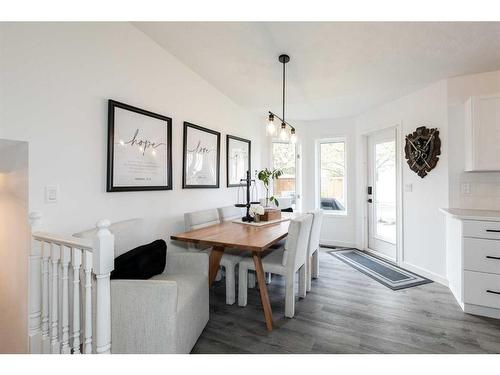 4508 43 Street, Sylvan Lake, AB - Indoor Photo Showing Dining Room