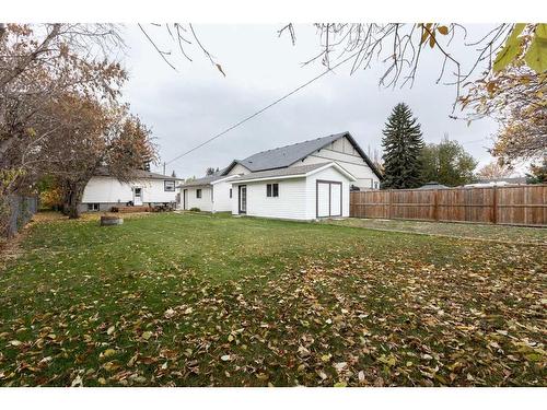 5520 53 Avenue, Lacombe, AB - Outdoor