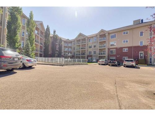 329-6 Michener Boulevard, Red Deer, AB - Outdoor