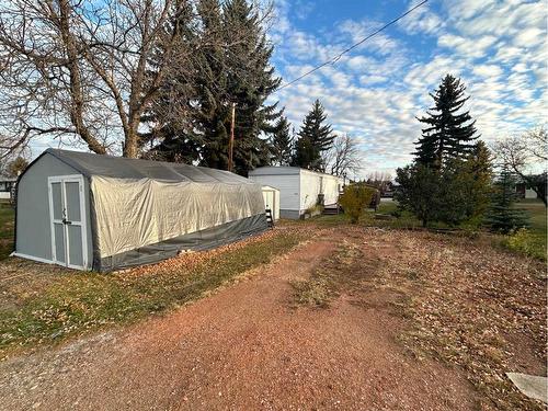 205 Lady Helen Avenue West, Galahad, AB - Outdoor