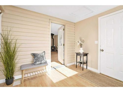 8 Sunnyside Drive, Rural Ponoka County, AB - Indoor Photo Showing Other Room