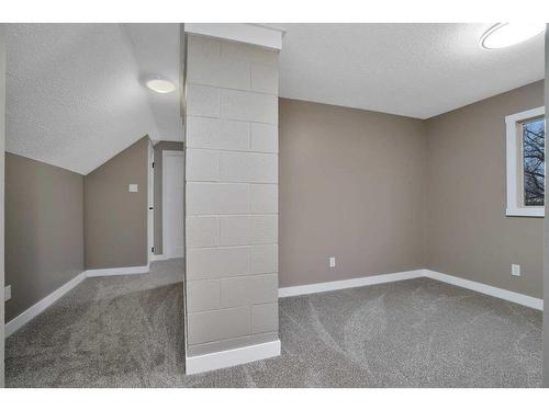 20-38130 Range Road 270, Red Deer, AB - Indoor Photo Showing Other Room