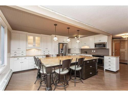 402-4326 Michener Drive, Red Deer, AB - Indoor