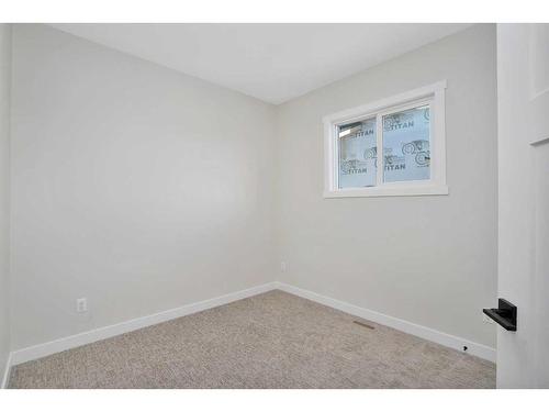 21 Murphy Close, Blackfalds, AB - Indoor Photo Showing Other Room