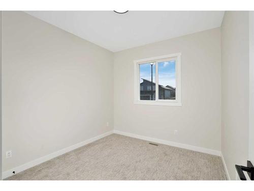 21 Murphy Close, Blackfalds, AB - Indoor Photo Showing Other Room