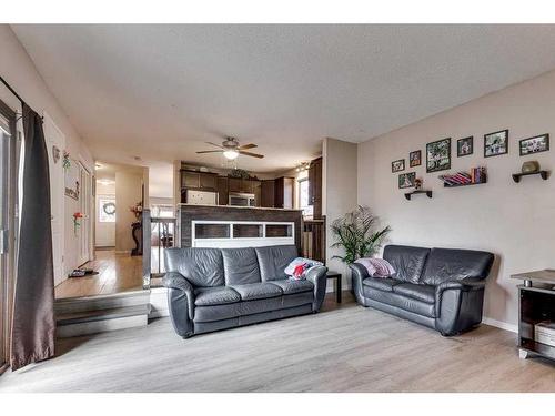 35 Odell Green, Red Deer, AB - Indoor Photo Showing Living Room