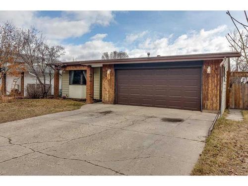 35 Odell Green, Red Deer, AB - Outdoor