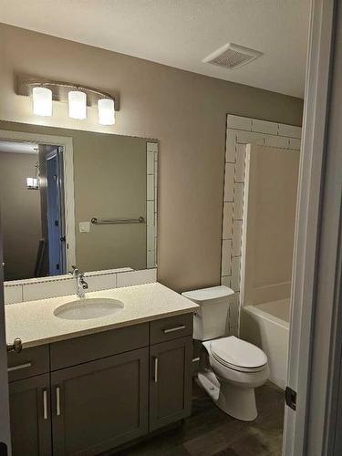 202-148 Vanier Drive, Red Deer, AB - Indoor Photo Showing Bathroom