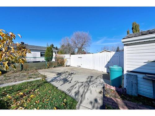 13 Northey Avenue, Red Deer, AB - Outdoor