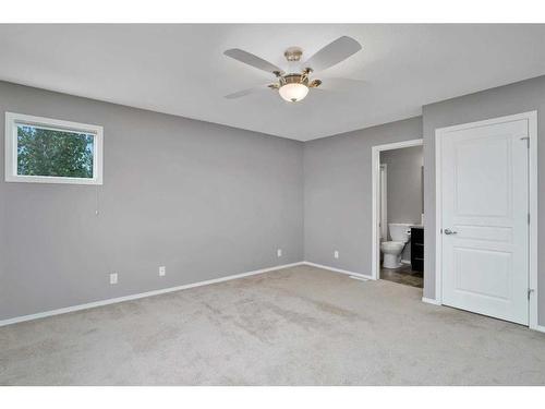 812-339 Viscount Drive, Red Deer, AB - Indoor Photo Showing Other Room