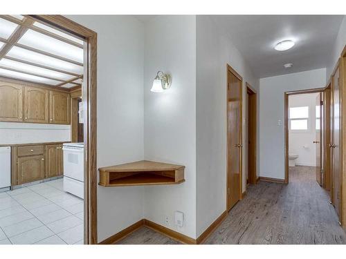 4810 55 Avenue, Bentley, AB - Indoor Photo Showing Other Room