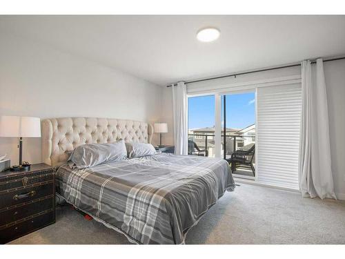 4162 Ryders Ridge Boulevard, Sylvan Lake, AB - Indoor Photo Showing Bedroom