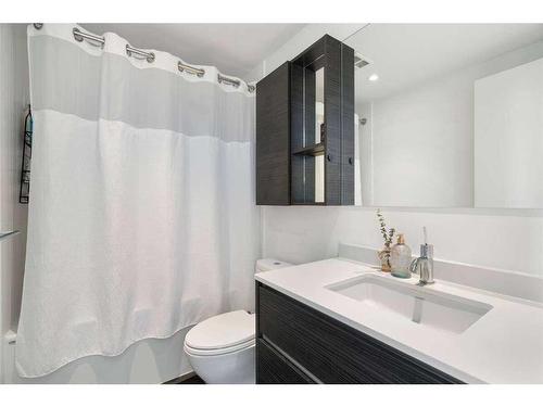 1102-1501 6 Street Sw, Calgary, AB - Indoor Photo Showing Bathroom