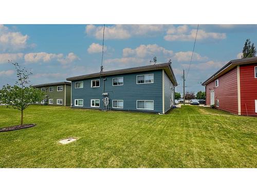 4803 61A Street, Stettler, AB - Outdoor