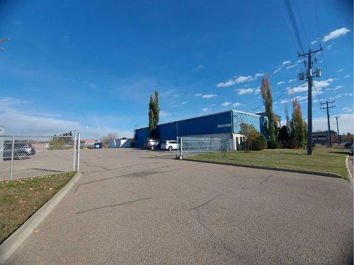 5424 45 Street, Red Deer, AB 