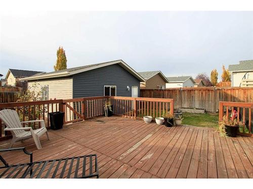 10 Cedar Square, Blackfalds, AB - Outdoor With Deck Patio Veranda With Exterior