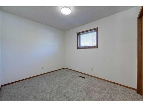 22 Dixon Crescent, Red Deer, AB - Indoor Photo Showing Other Room